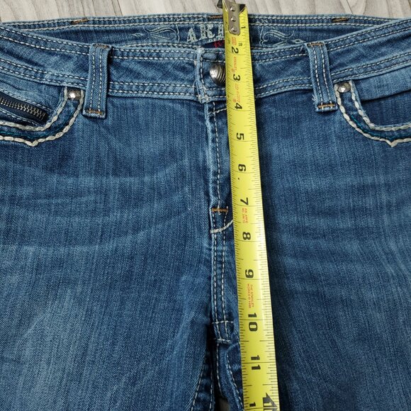 Ariat Women's Ruby Classic Blue Boot Cut Jeans Size 33x32 Charm Zipper - Picture 15 of 16